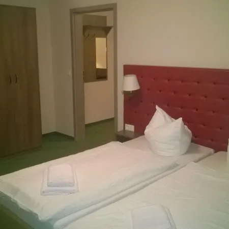 Schillebold 3*